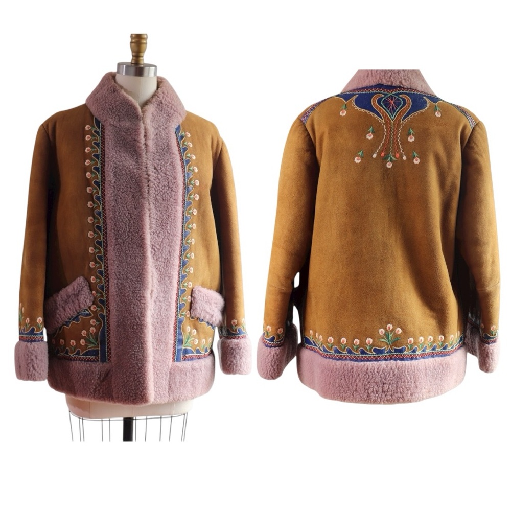 Vintage 1970s Hand-Embroidered Shearling Sheepskin Coat – Made in Poland
